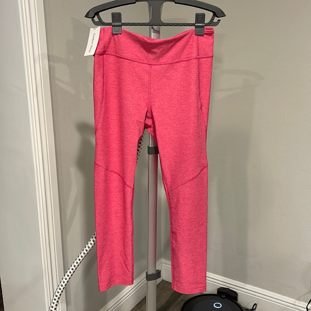 NWT Flamingo Pink Outdoor voices 7/8 leggings